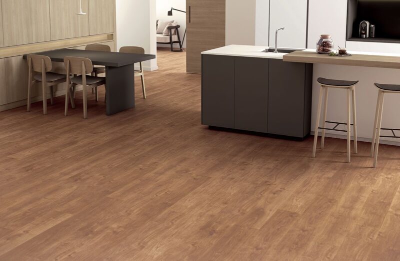 Vintage Oak 8mm Laminate Flooring 2.065m2 Finfloor - Image 2